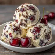 Homemade Cherry Garcia Ice Cream: Creamy